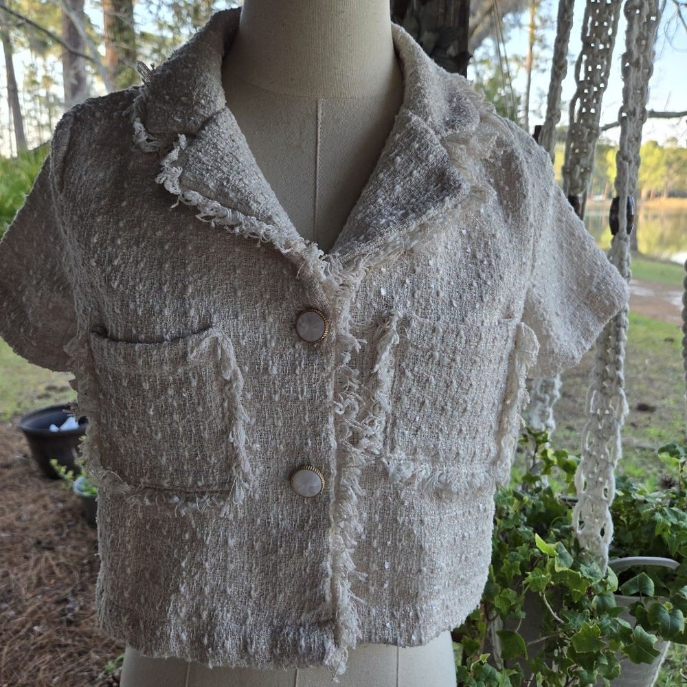 Thirty Thirty Cream Tweed Short Sleeve Cropped Blazer Size Medium